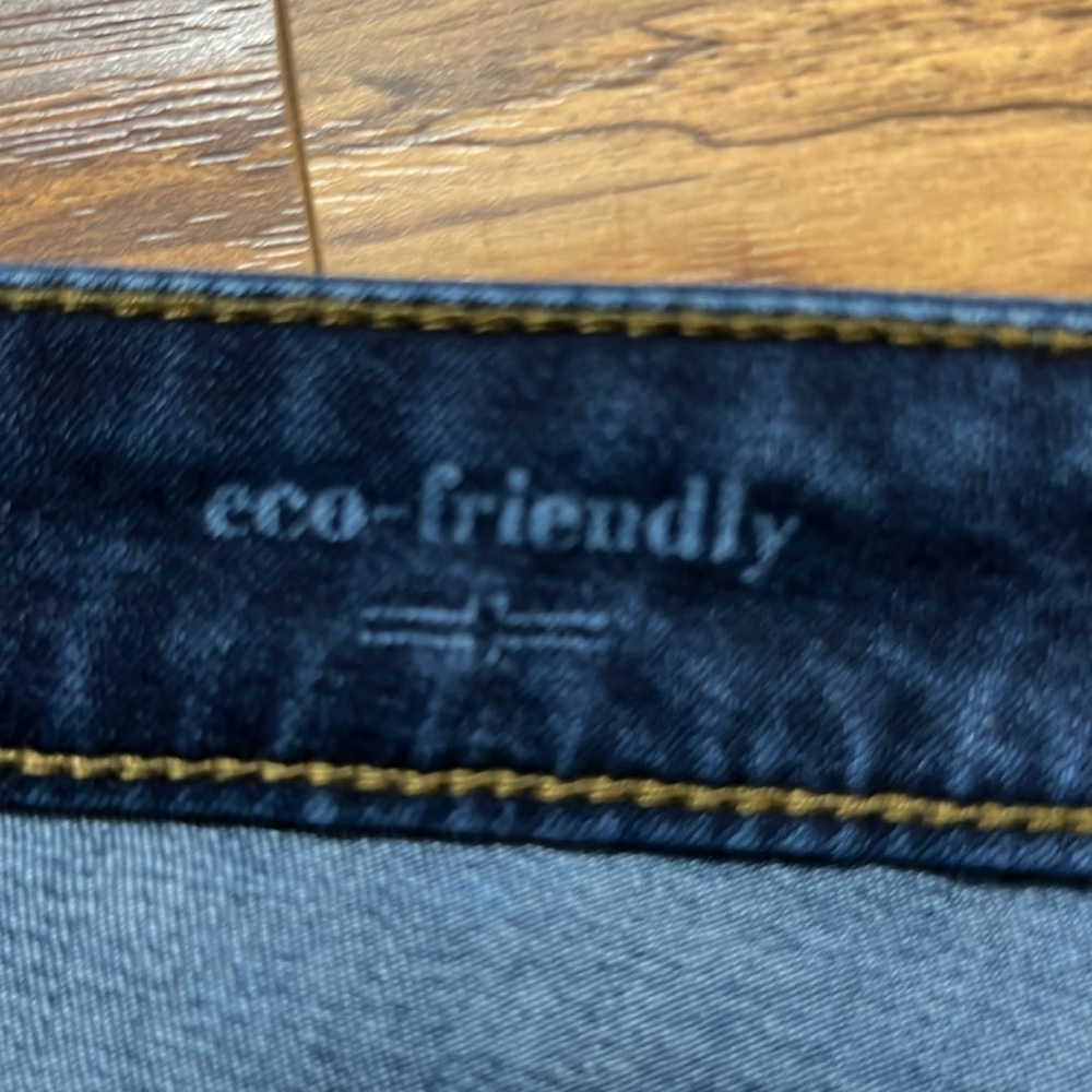NWOT Liverpool Jeans Size 4/27 - Picture 6 of 8
